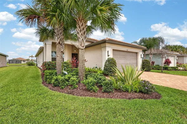 Property Slideshow image 2 of 54 | 11662 sw moon river way, Port St Lucie, FL, 34987