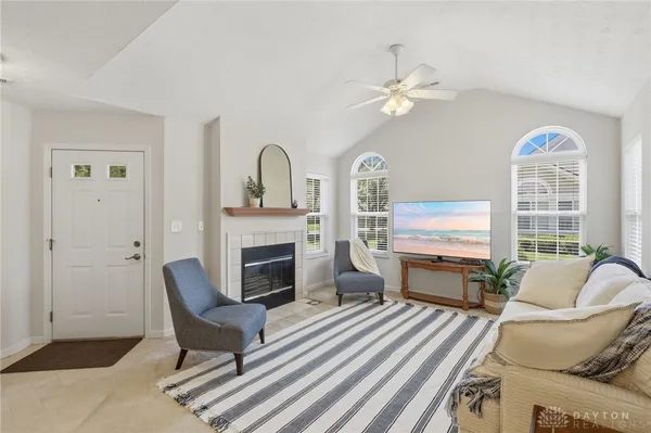 Property Slideshow image 3 of 36 | 127 edinburgh village dr, Centerville, OH, 45458