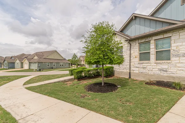 Property Slideshow image 2 of 29 | 104 balinese 101, San Marcos, TX, 78666