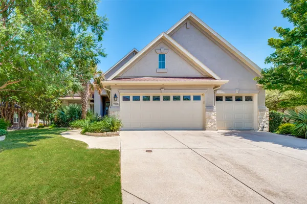 Property Slideshow image 2 of 29 | 9908 countryside dr, Denton, TX, 76207