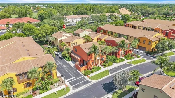 Property Slideshow image 3 of 35 | 8957 malibu st 503, Naples, FL, 34113