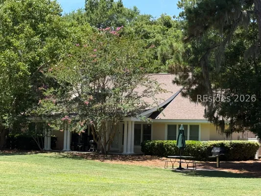 Property Slideshow image 2 of 27 | 32 aberdeen ct, Hilton Head Island, SC, 29926