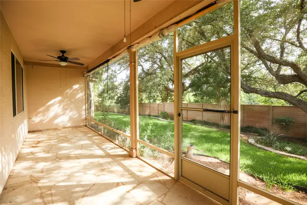 Property Slideshow image 3 of 14 | 225 red poppy trl, Georgetown, TX, 78633