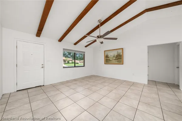 Property Slideshow image 3 of 50 | 2418 hidden creek cir, Sebring, FL, 33870