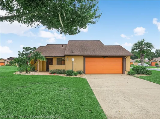 Property Slideshow image 2 of 30 | 3415 golf haven ter, Sebring, FL, 33872