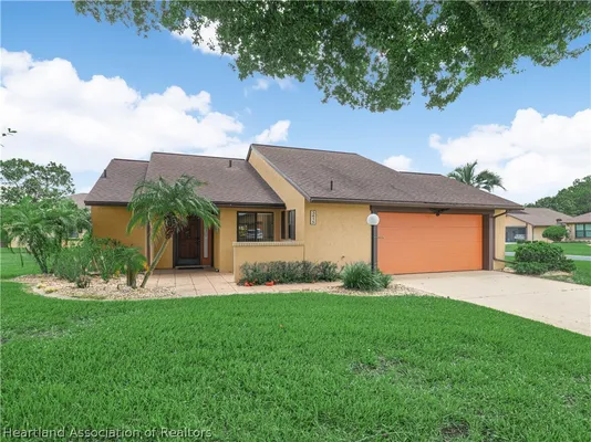 Property Slideshow image 3 of 30 | 3415 golf haven ter, Sebring, FL, 33872
