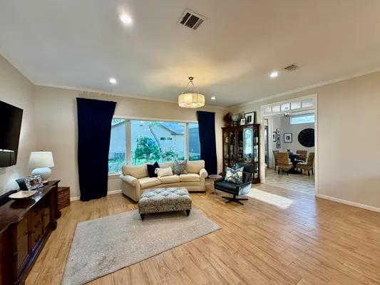 Property Slideshow image 3 of 20 | 100 enchanted dr, Georgetown, TX, 78633