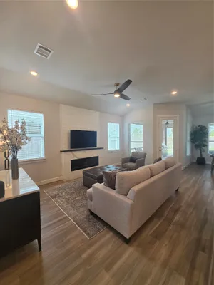 Property Slideshow image 2 of 43 | 5342 lantana river ln, Fulshear, TX, 77441