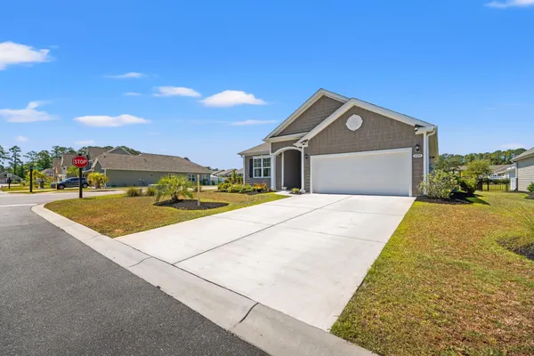 Property Slideshow image 3 of 55 | 6001 mcclain ct, Little River, SC, 29566