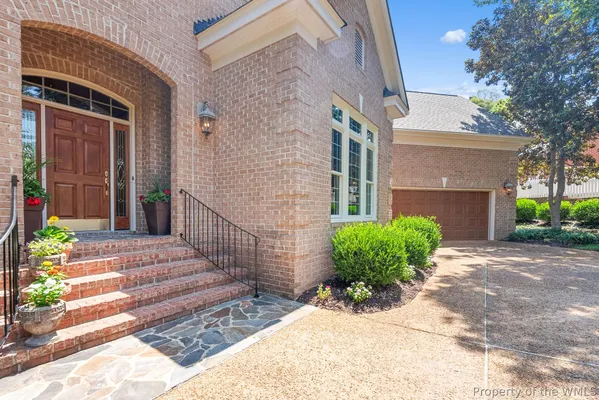 Property Slideshow image 2 of 50 | 104 stoweflake, Williamsburg, VA, 23188