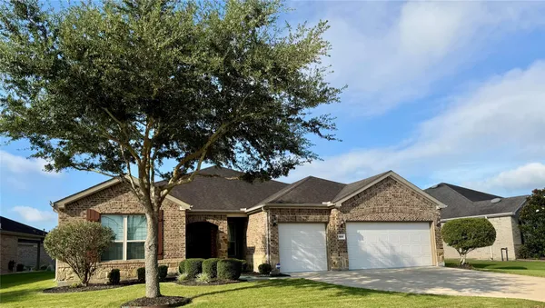 Property Slideshow image 2 of 6 | 503 spindrift cir, Richmond, TX, 77469