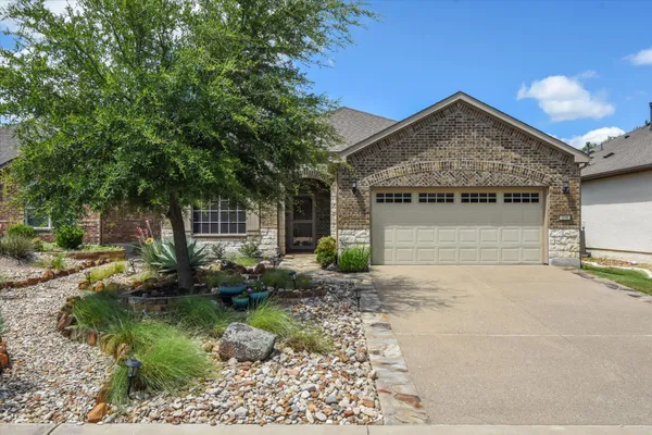 Property Slideshow image 2 of 40 | 104 coffee mill creek rd, Georgetown, TX, 78633