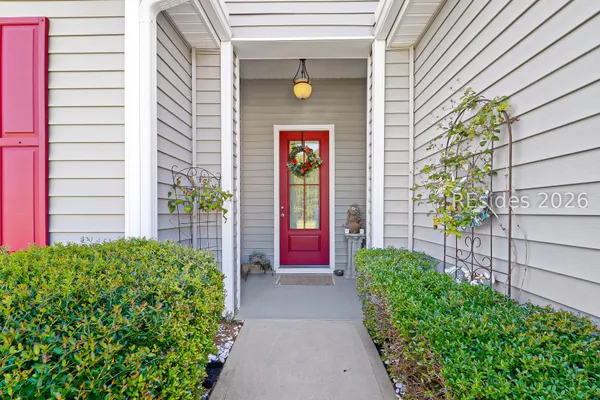 Property Slideshow image 3 of 57 | 19 bahr mill ln, Bluffton, SC, 29909