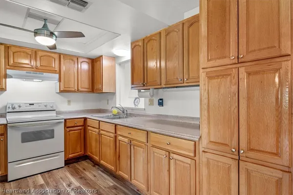 Property Slideshow image 3 of 36 | 3731 sunbird cir, Sebring, FL, 33872