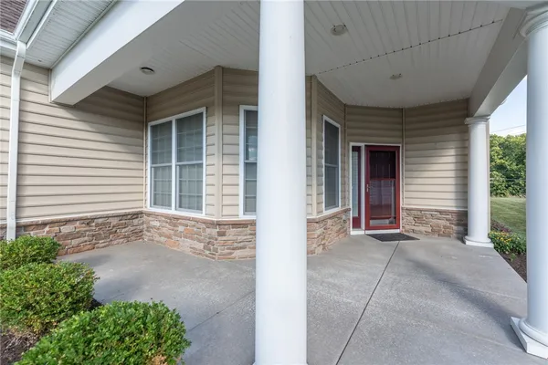 Property Slideshow image 2 of 50 | 114 gateway dr, Ohio Twp, PA, 15237