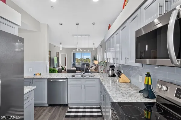 Property Slideshow image 2 of 26 | 14091 brant point cir 4308, Fort Myers, FL, 33919