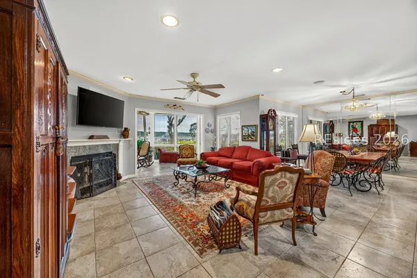 Property Slideshow image 2 of 61 | 73 skull creek dr 114, Hilton Head Island, SC, 29926