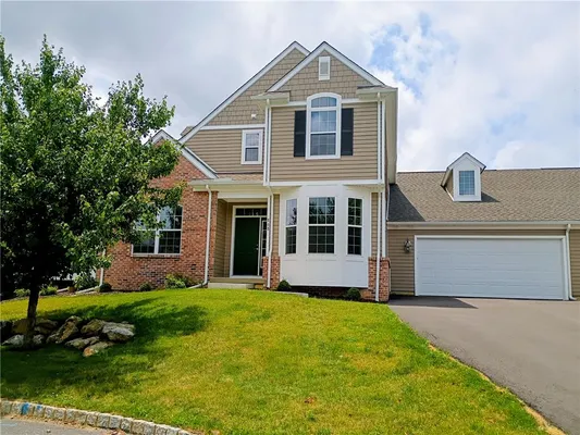 Property Slideshow image 2 of 34 | 868 veneto ct, Forks Twp, PA, 18040