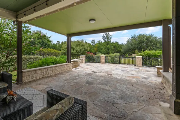 Property Slideshow image 2 of 40 | 402 old blue mountain ln, Georgetown, TX, 78633