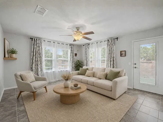 Property Slideshow image 3 of 38 | 6993 hickory creek dr, Frisco, TX, 75036