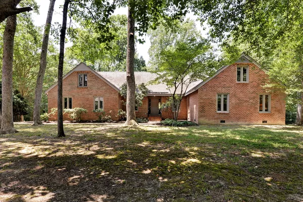 Property Slideshow image 2 of 41 | 224 william barksdale, Williamsburg, VA, 23185
