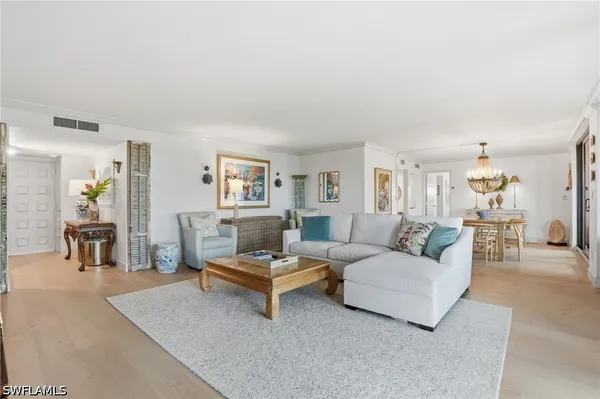 Property Slideshow image 3 of 48 | 2400 gulf shore blvd 603, Naples, FL, 34103
