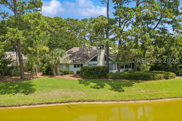 Property Slideshow image 2 of 77 | 312 seabrook dr, Hilton Head Island, SC, 29926