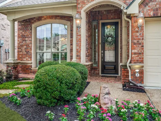 Property Slideshow image 2 of 32 | 352 rio bravo dr, Fairview, TX, 75069