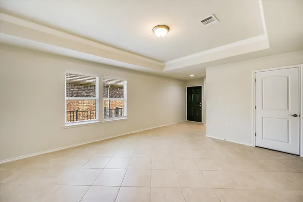 Property Slideshow image 3 of 20 | 421 holiday creek ln, Georgetown, TX, 78633