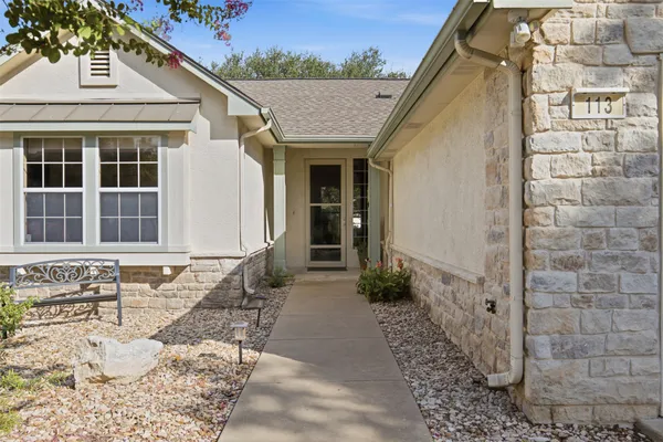 Property Slideshow image 3 of 30 | 113 larkspur ln, Georgetown, TX, 78633