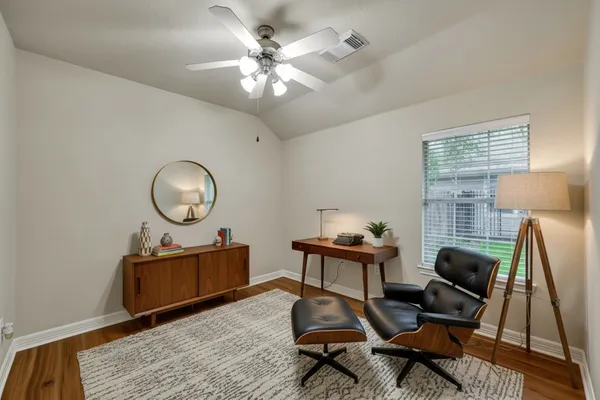 Property Slideshow image 3 of 22 | 26 greenwich pl, Conroe, TX, 77384
