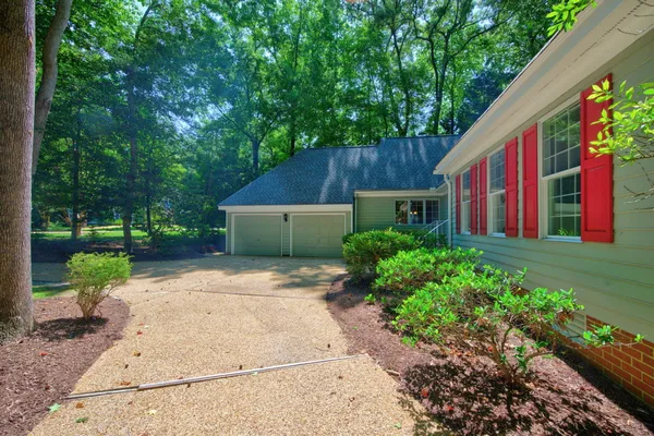 Property Slideshow image 3 of 36 | 108 baltusrol, Williamsburg, VA, 23188