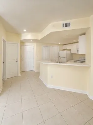 Property Slideshow image 2 of 3 | 5080 fairways cir 202, Vero Beach, FL, 32967