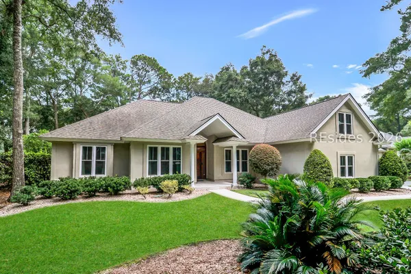 Property Slideshow image 2 of 55 | 68 wedgefield dr, Hilton Head Island, SC, 29926