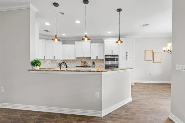 Property Slideshow image 3 of 40 | 102 emory peak trl, Georgetown, TX, 78633