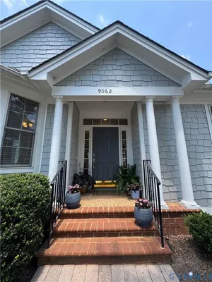 Property Slideshow image 2 of 29 | 9062 amberhill loop, North Chesterfield, VA, 23236