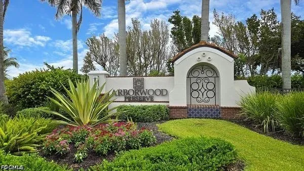 Property Slideshow image 2 of 29 | 11608 golden oak ter, Fort Myers, FL, 33913