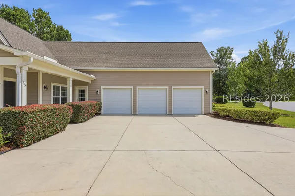 Property Slideshow image 3 of 70 | 65 lakes xing, Bluffton, SC, 29910