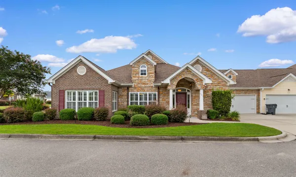 Property Slideshow image 2 of 42 | 505 norwich ln 214, Myrtle Beach, SC, 29588