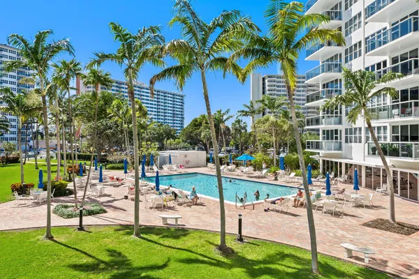 Property Slideshow image 2 of 11 | 3300 ne 36th st 516, Fort Lauderdale, FL, 33308