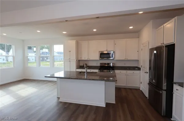 Property Slideshow image 3 of 11 | 2430 merriment dr, Amherst, OH, 44001
