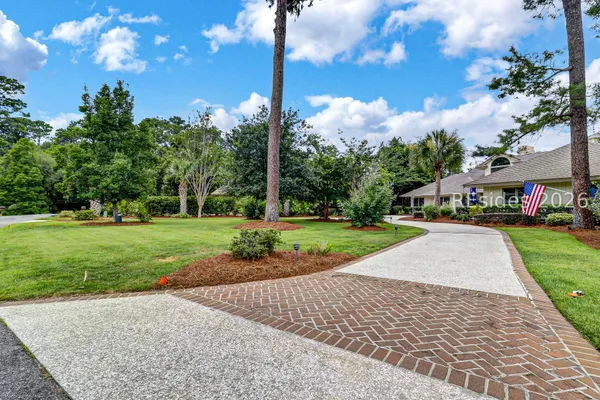 Property Slideshow image 3 of 97 | 13 wild laurel ln, Hilton Head Island, SC, 29926