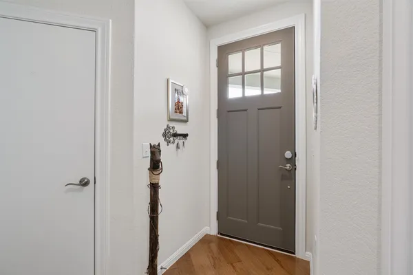 Property Slideshow image 3 of 38 | 706 kitty hawk rd, Georgetown, TX, 78633
