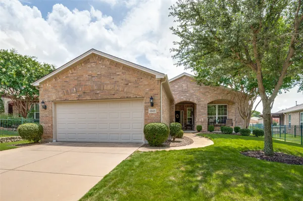 Property Slideshow image 3 of 31 | 1843 windy hill dr, Frisco, TX, 75036