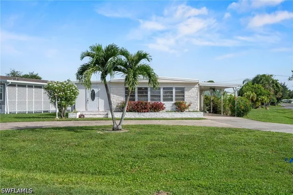 Property Slideshow image 2 of 17 | 1 cannes dr, Naples, FL, 34112
