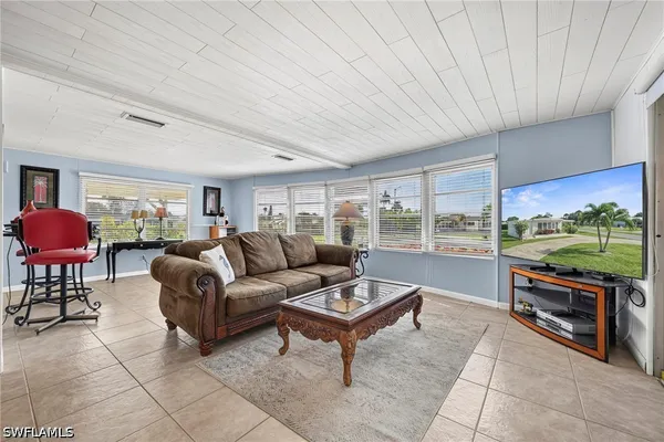 Property Slideshow image 3 of 17 | 1 cannes dr, Naples, FL, 34112