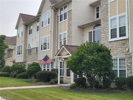 Property Slideshow image 2 of 46 | 3656 morningside way 103, Lorain, OH, 44053