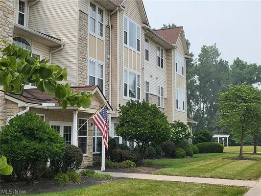 Property Slideshow image 3 of 46 | 3656 morningside way 103, Lorain, OH, 44053