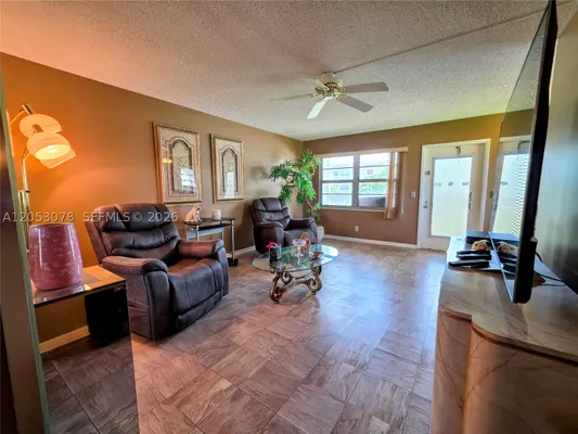 Property Slideshow image 3 of 35 | 529 fanshaw m 529, Boca Raton, FL, 33434