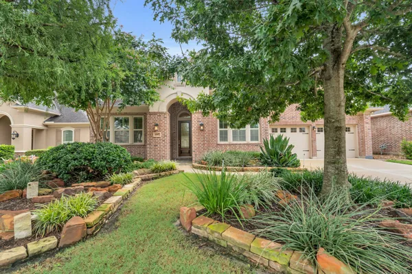 Property Slideshow image 2 of 42 | 19307 val verde springs ct, Cypress, TX, 77433